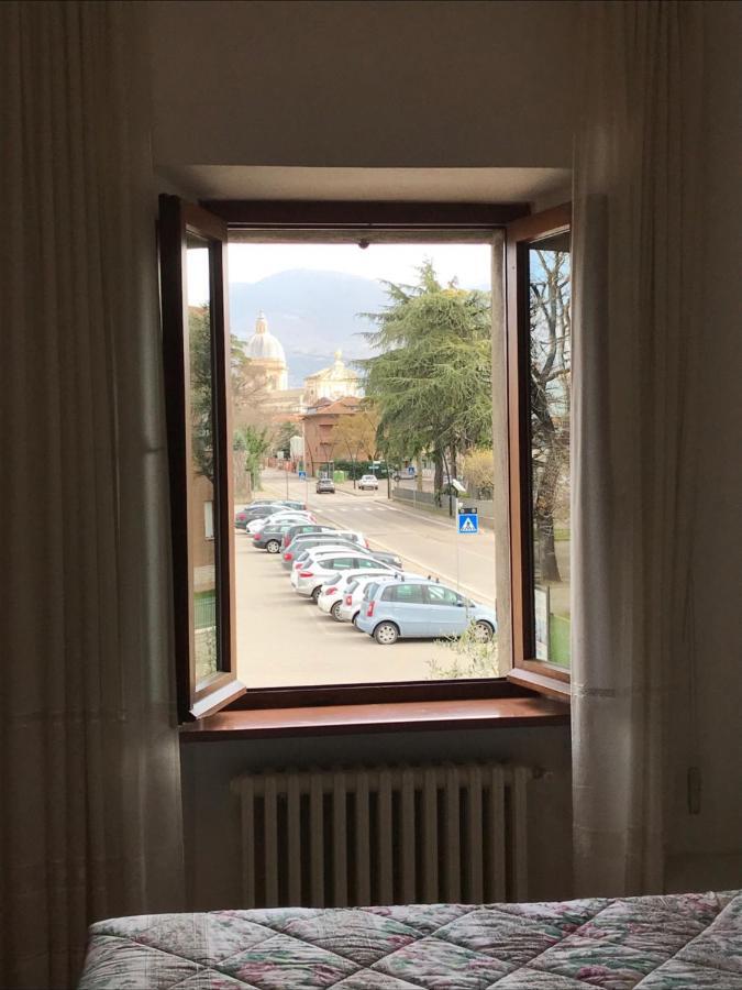 La Casa Delle Sirene Hotel อัสซิซี ภายนอก รูปภาพ